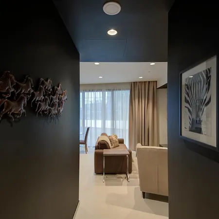 Exquisite Large In Mercury Towers By 360 Estates